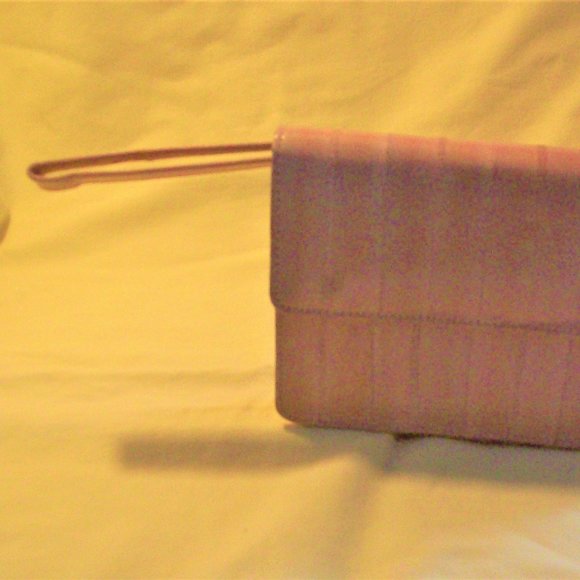*** CLUTCH / WRISTLET *** Soft Buttery Type LEATHER - Picture 2 of 2